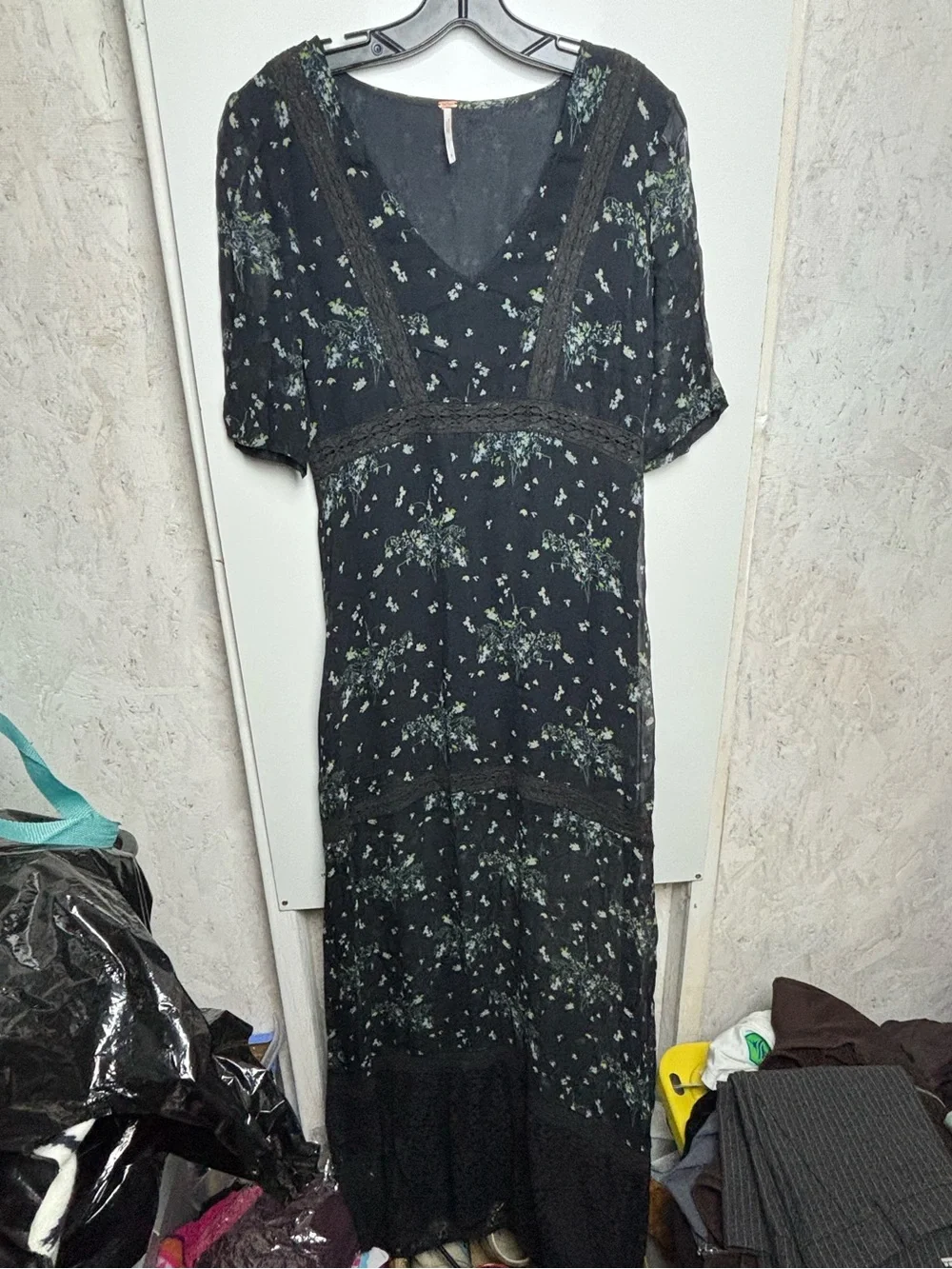 Free People floral lace maxi dress sz M